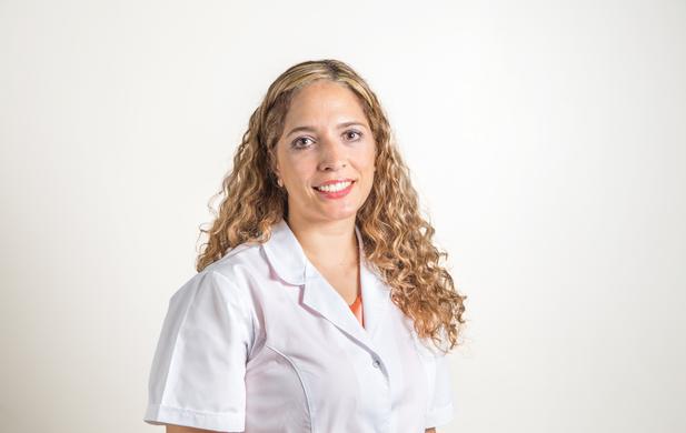 Dr. Mariela Savina