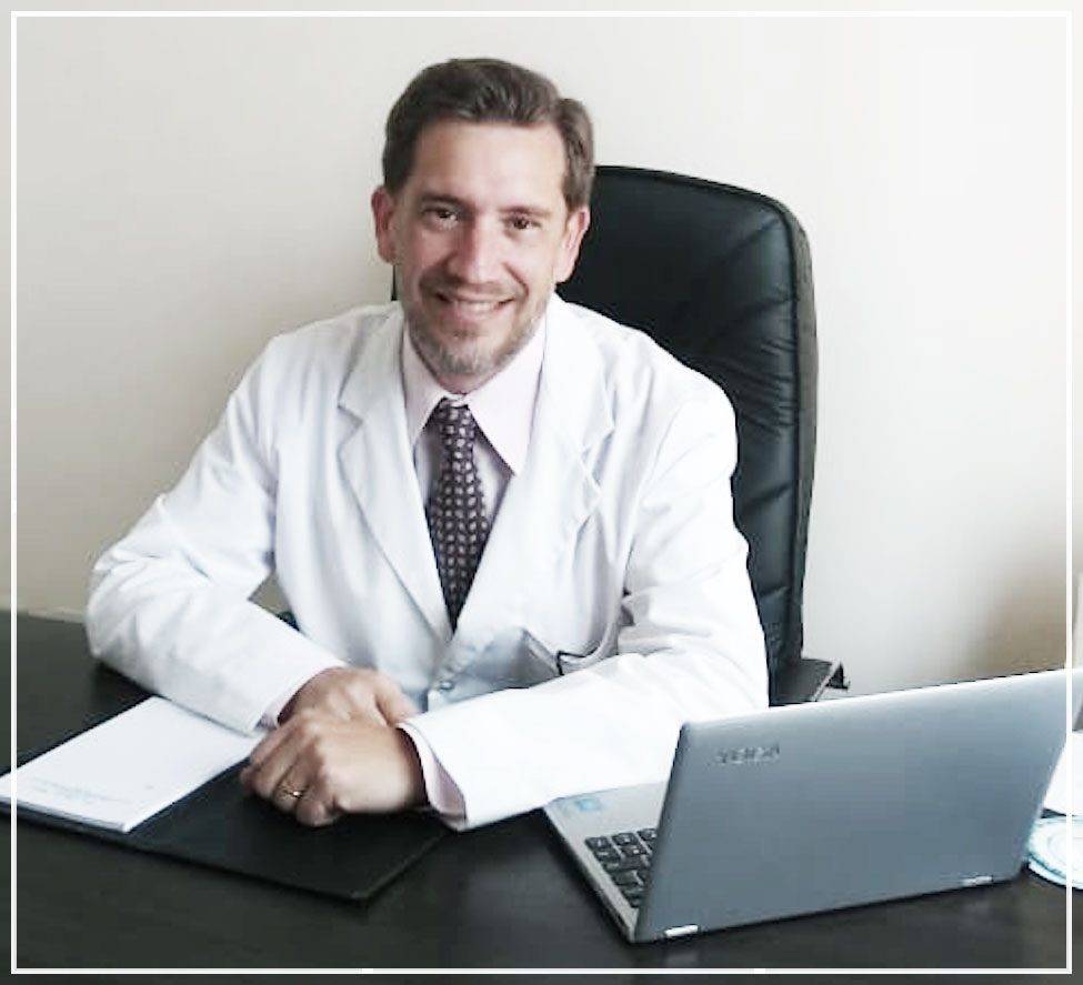 Dr. Martin Vilela